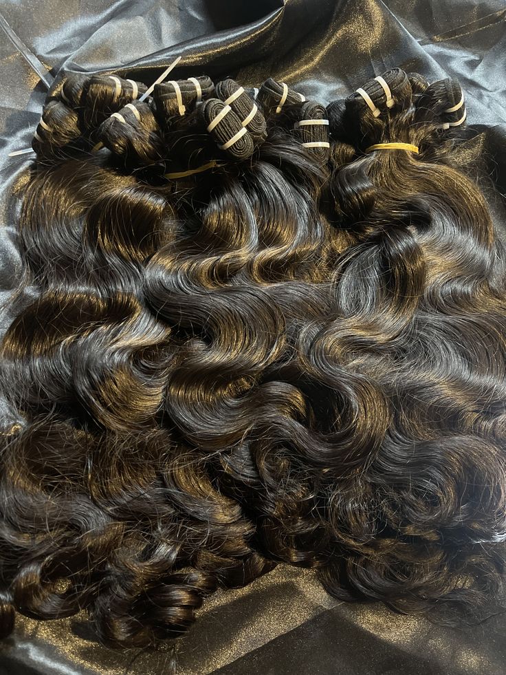 BODY WAVES